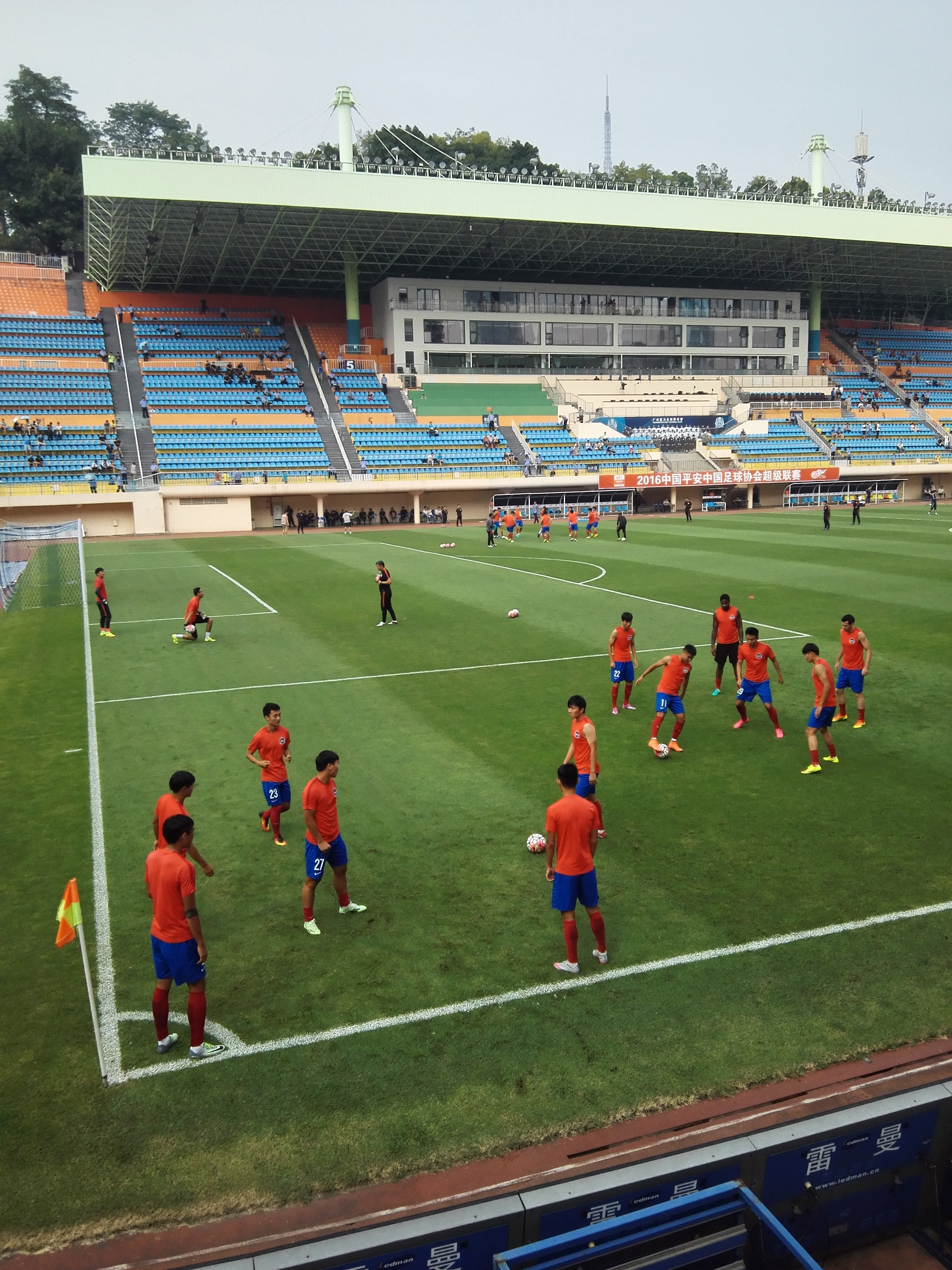 关于富力主场不利，千呼万唤未获一胜落后积分榜的信息